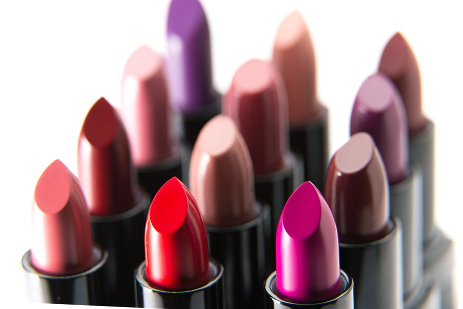 What Does Your Lipstick Color Say About You? A Breakdown of Every Shade's Vibe