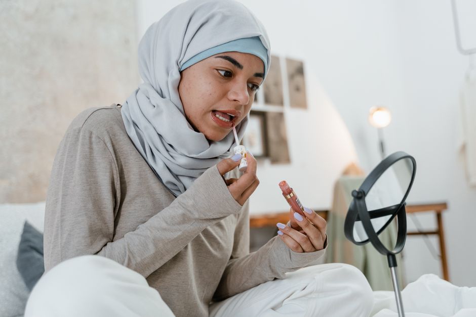 Build a Daily Lipstick Routine That Fits Your Real Life in 2026