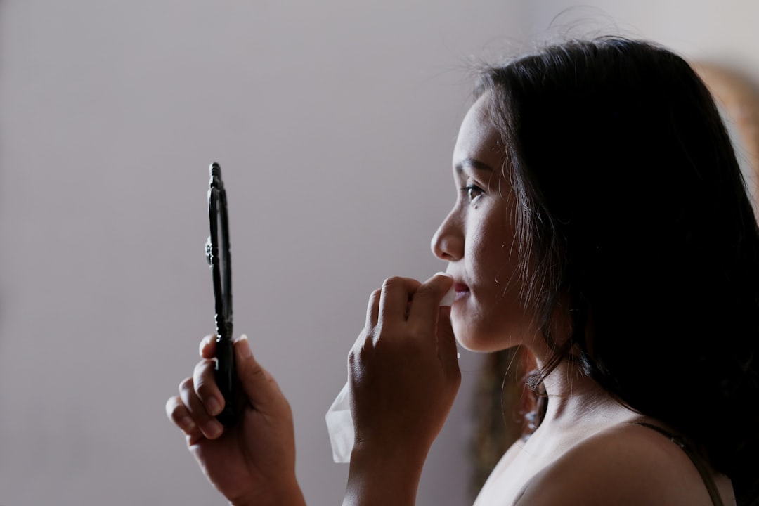 Does 24-Hour Lip Color Really Last All Day? An Honest Breakdown