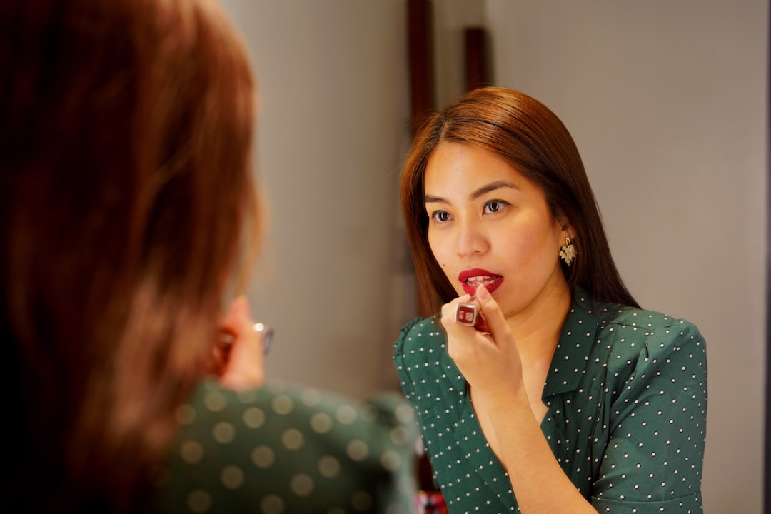 Best Lip Color to Wear to a Job Interview if You Want to Own the Room