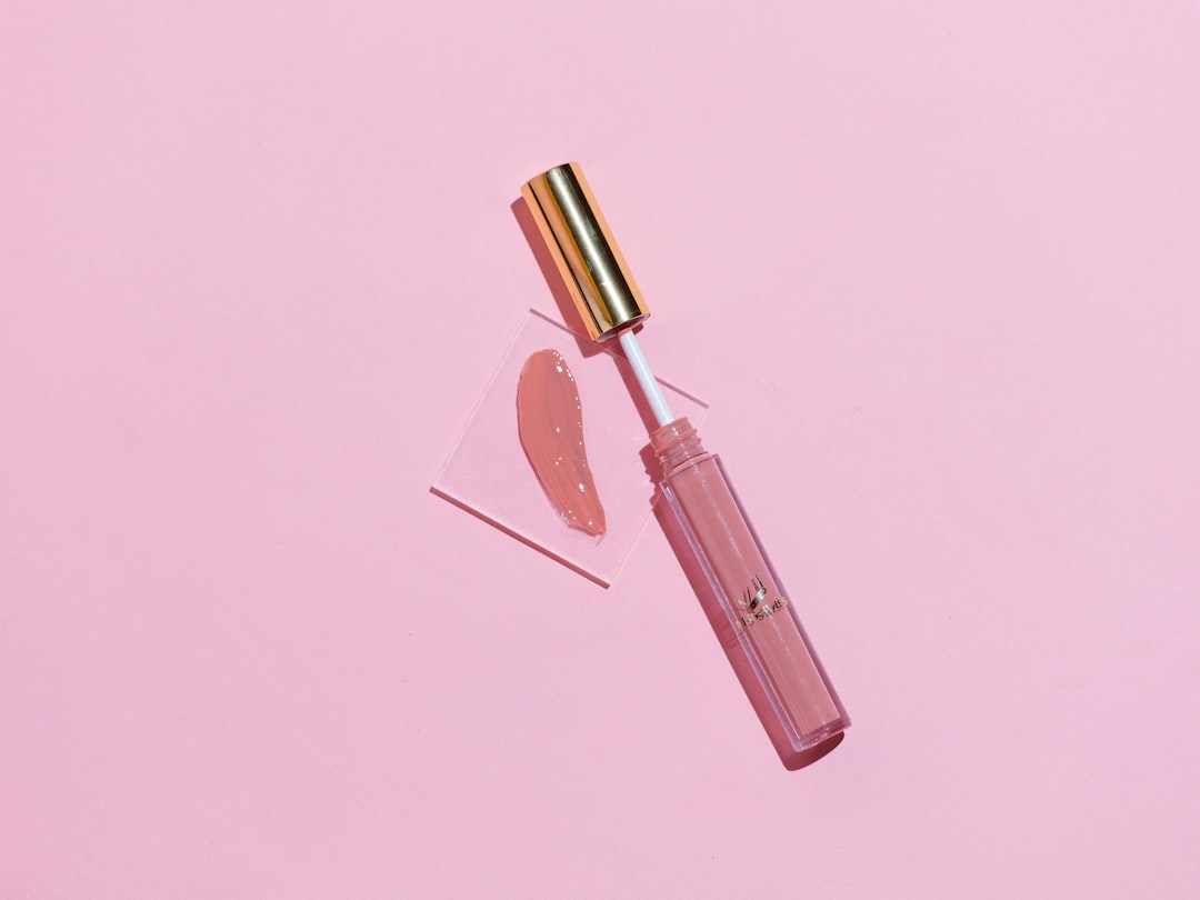 2026 Lip Gloss Trends That Actually Last